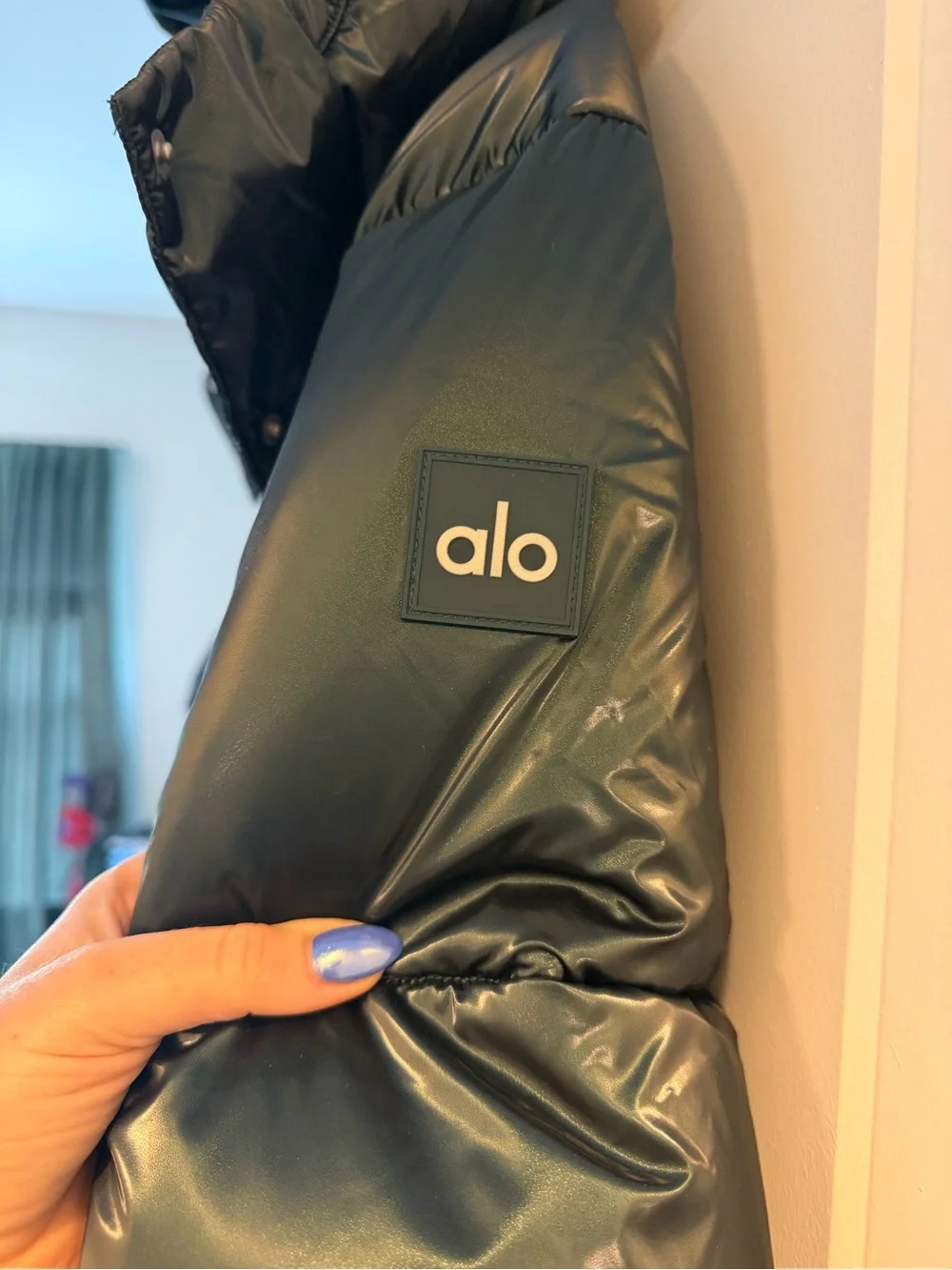 ALO Yoga Green Pearlized Pristine Puffer Jacket
